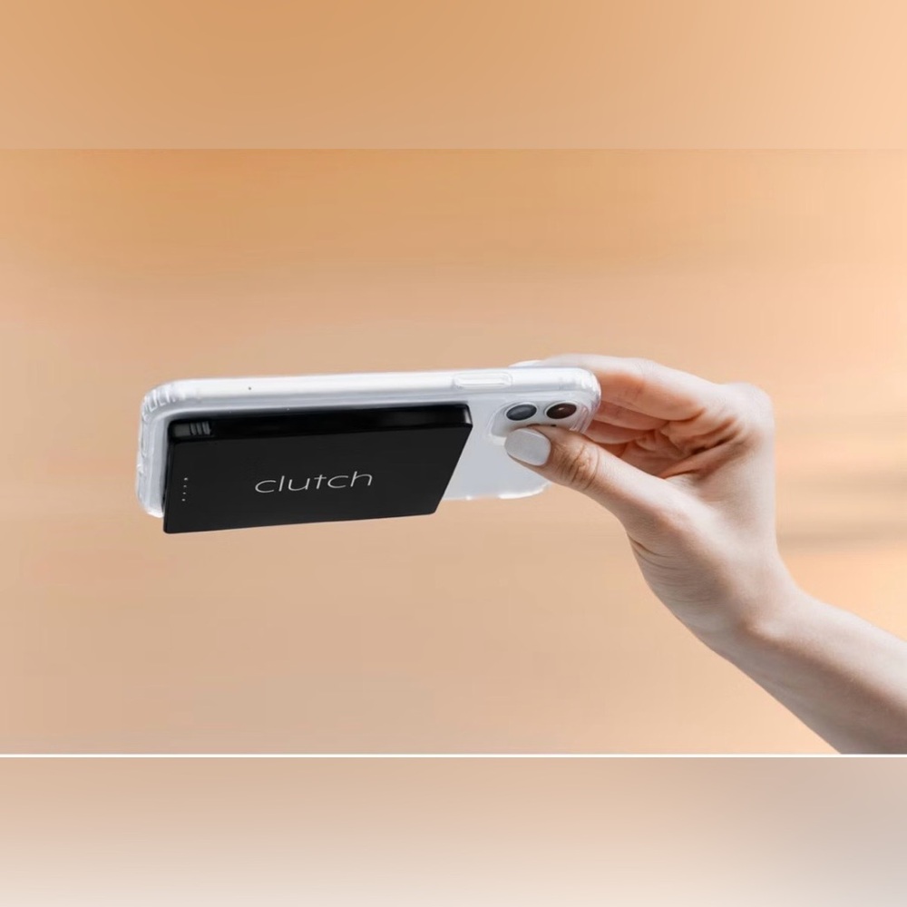 Clutch Pro Lightning, Black, Phone Charger 5000mAh Ultra Thin Magnetic Portable - Picture 3 of 4